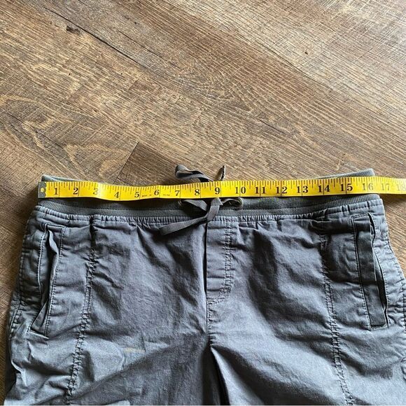 Eddie Bauer Shorts Pull On Grey 12 Cotton Athleisure - Picture 12 of 15